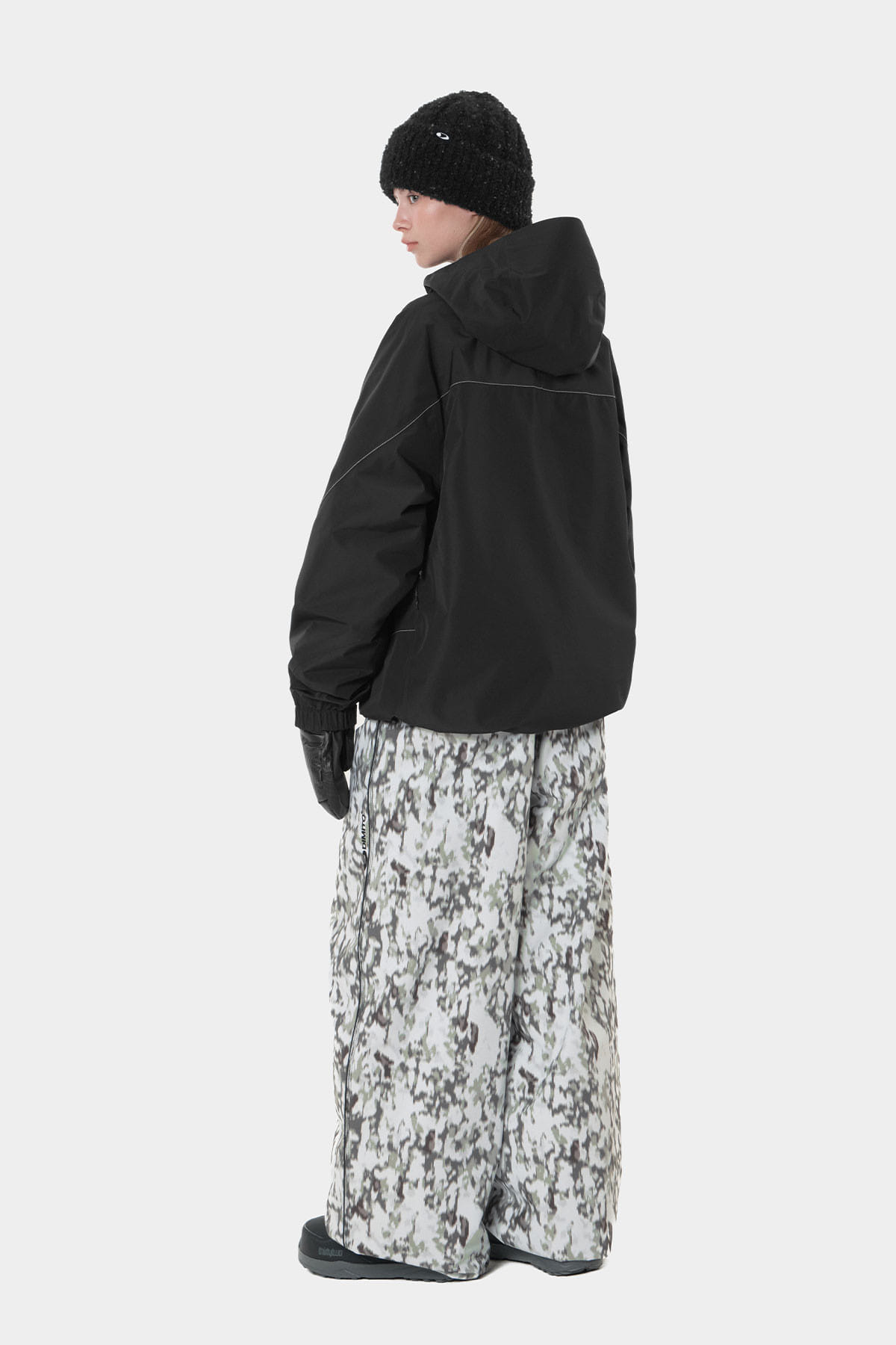 WORKS REFLECTIVE LINE JACKET BLACK 2627
