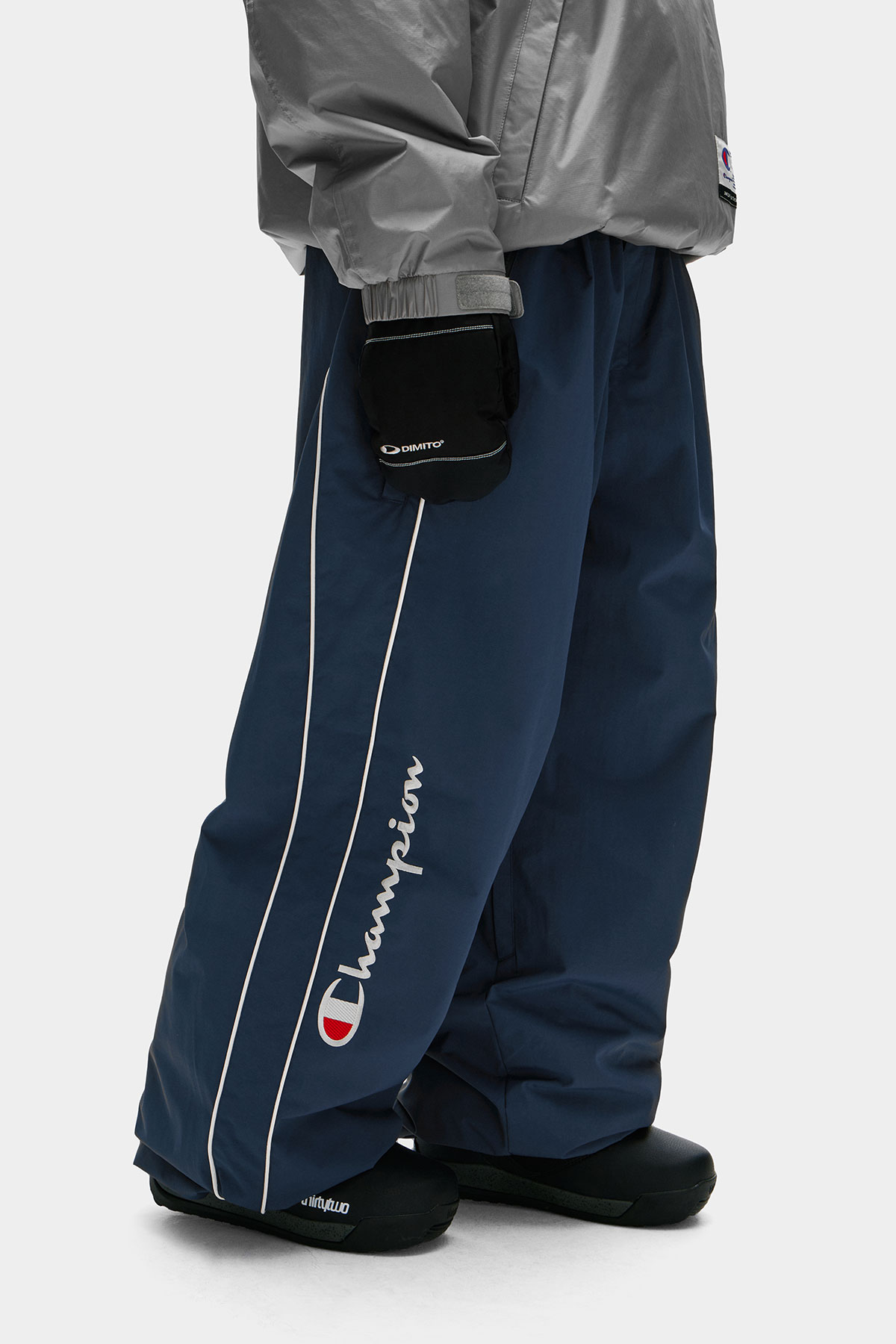 CHAMPION x DIMITO SCRIPT TRACK BANDED PANTS (WIDE FIT LV.2) YALE BLUE 2627