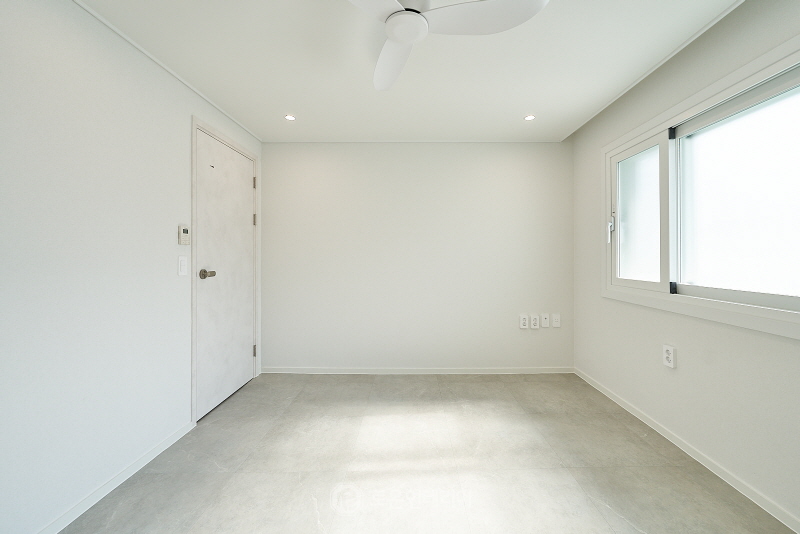 75f575fc01f59.jpg