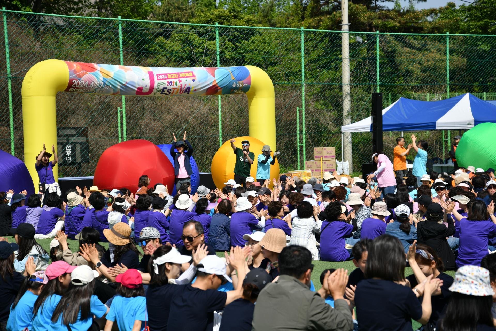b5f37e570cd12.jpg