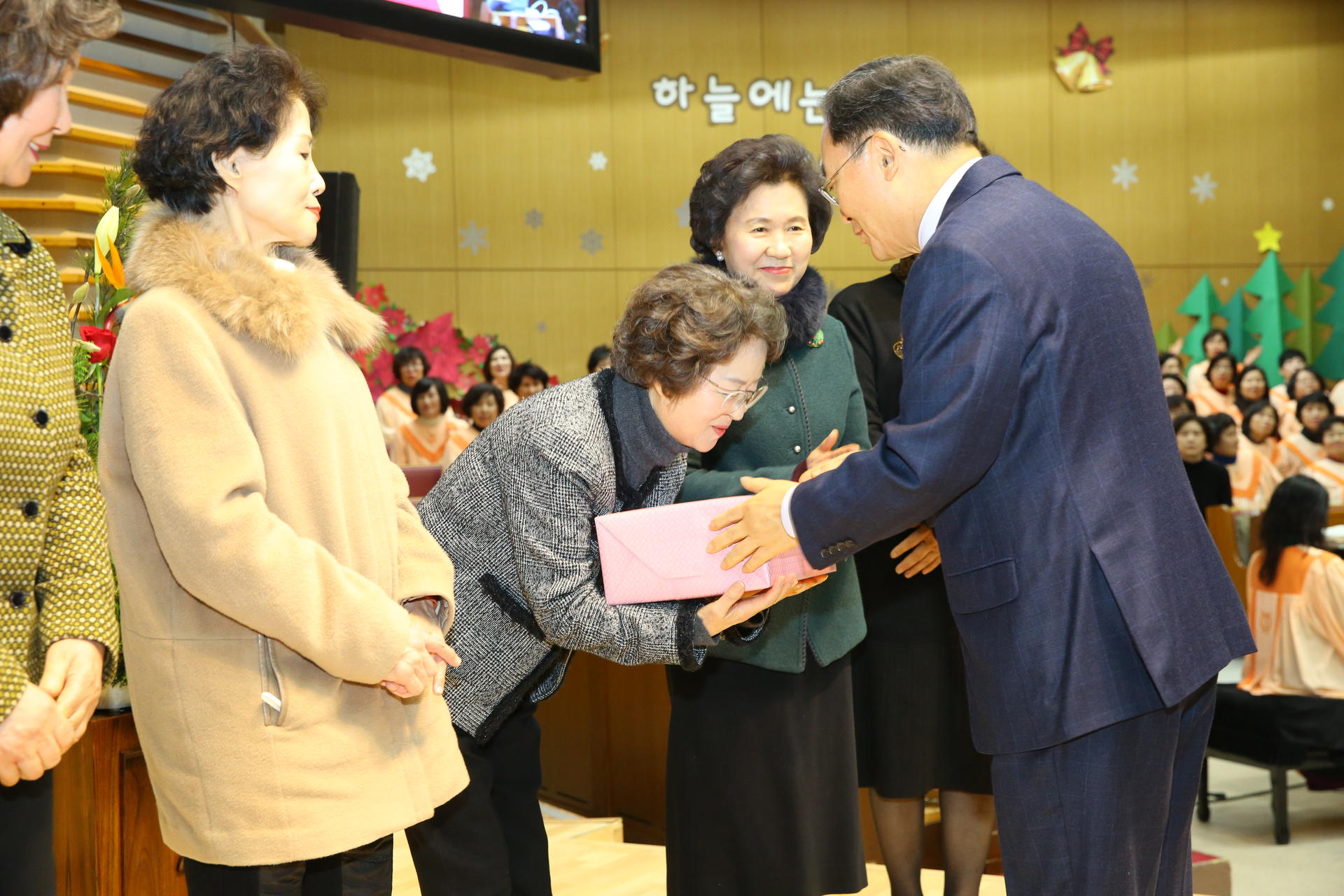 d487a6c4cb48c.jpg