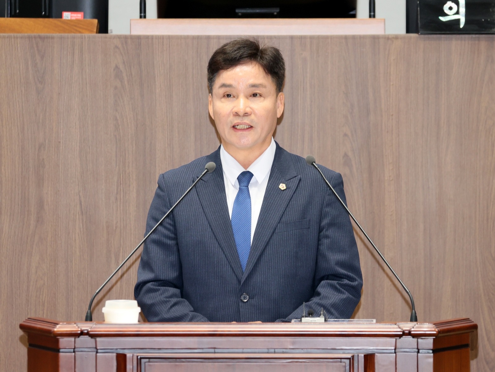 c944d7873a192.jpg