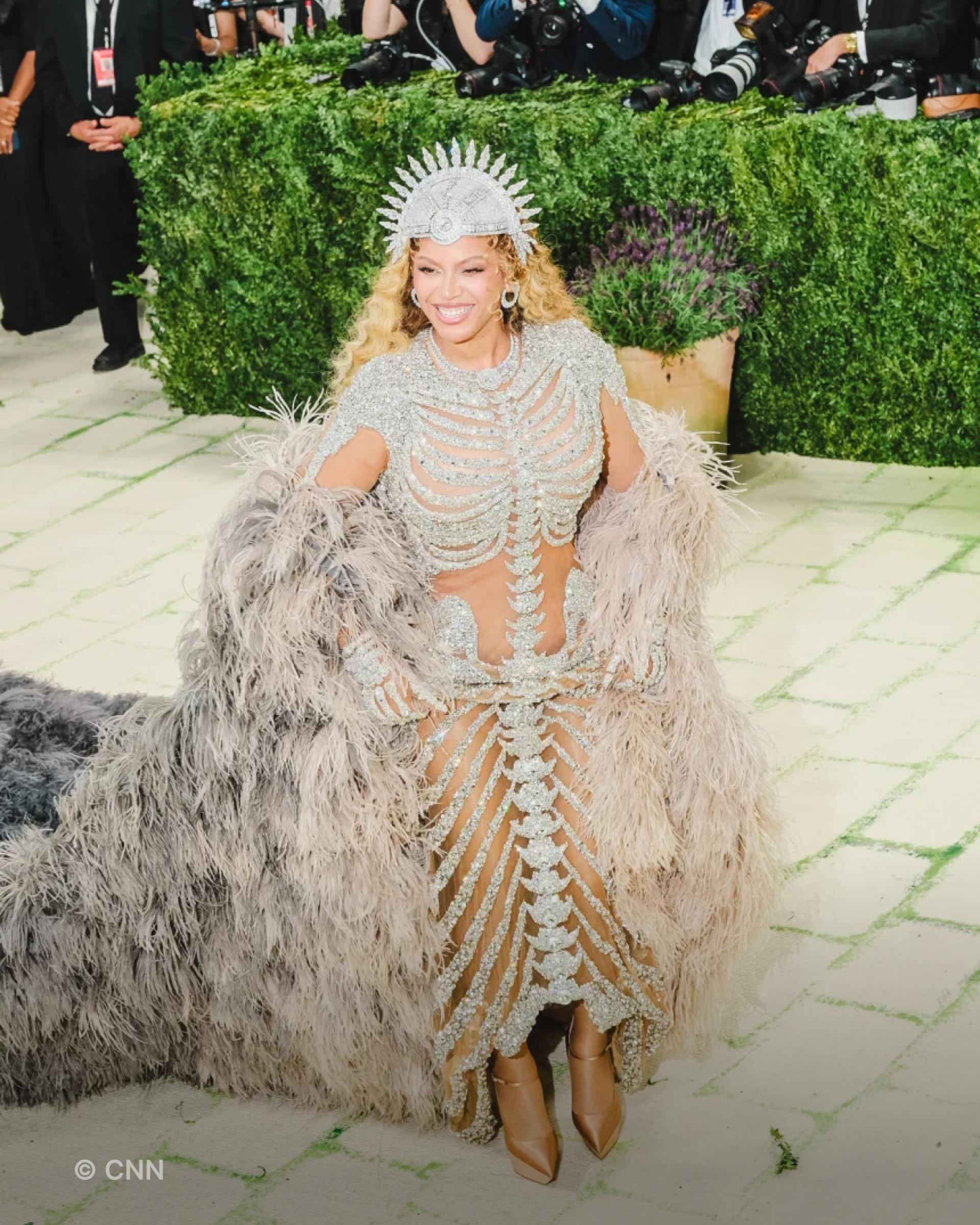 멧갈라,하이디클룸,MetGala,HeidiKlum,accenton,accentonspextrum,accentonworld