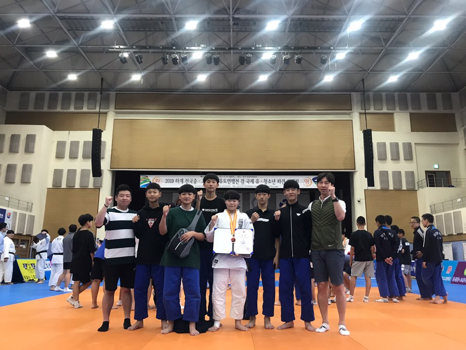 96c9bcdca83d6.jpg