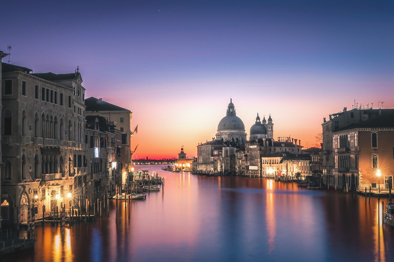 ④ 산타 마리아 델라 살루테 성당(Basilica di Santa Maria della Salute)