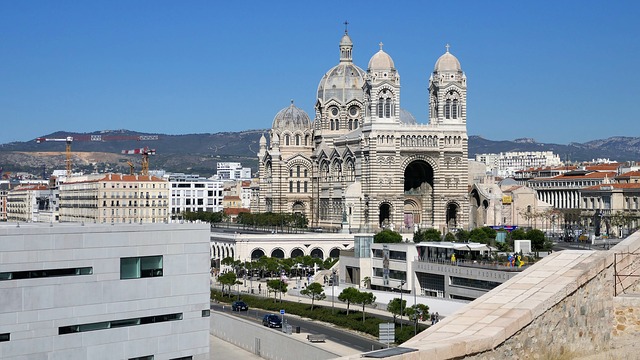마르세유 중앙역(MARSEILLE SAINT-CHARLES) 도착