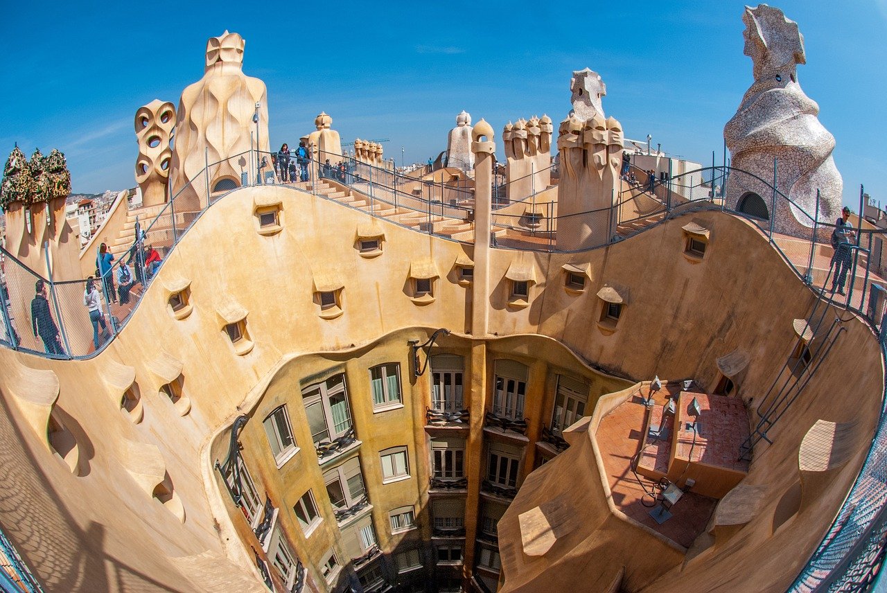 바르셀로나에 있는 가우디의 건축 작품들 : 유럽여행, 유럽여행 블로그, 유럽여행 정보 제공