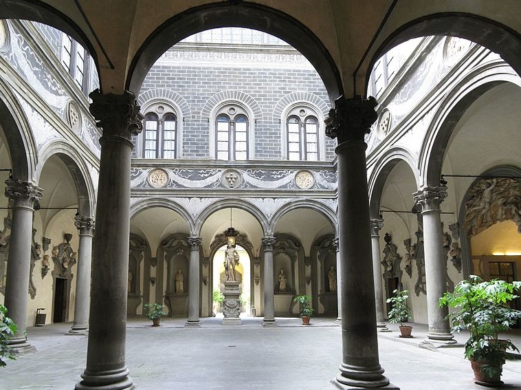 메디치 리카르디 궁 (Palazzo Medici-Riccardi)