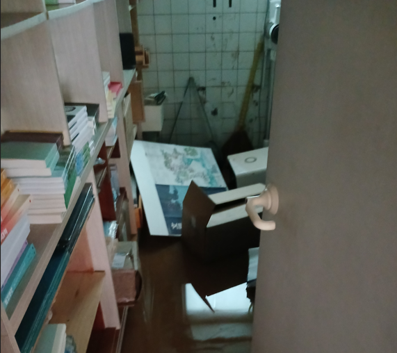봄날의책방 수해복구 기금 마련 책꾸러미