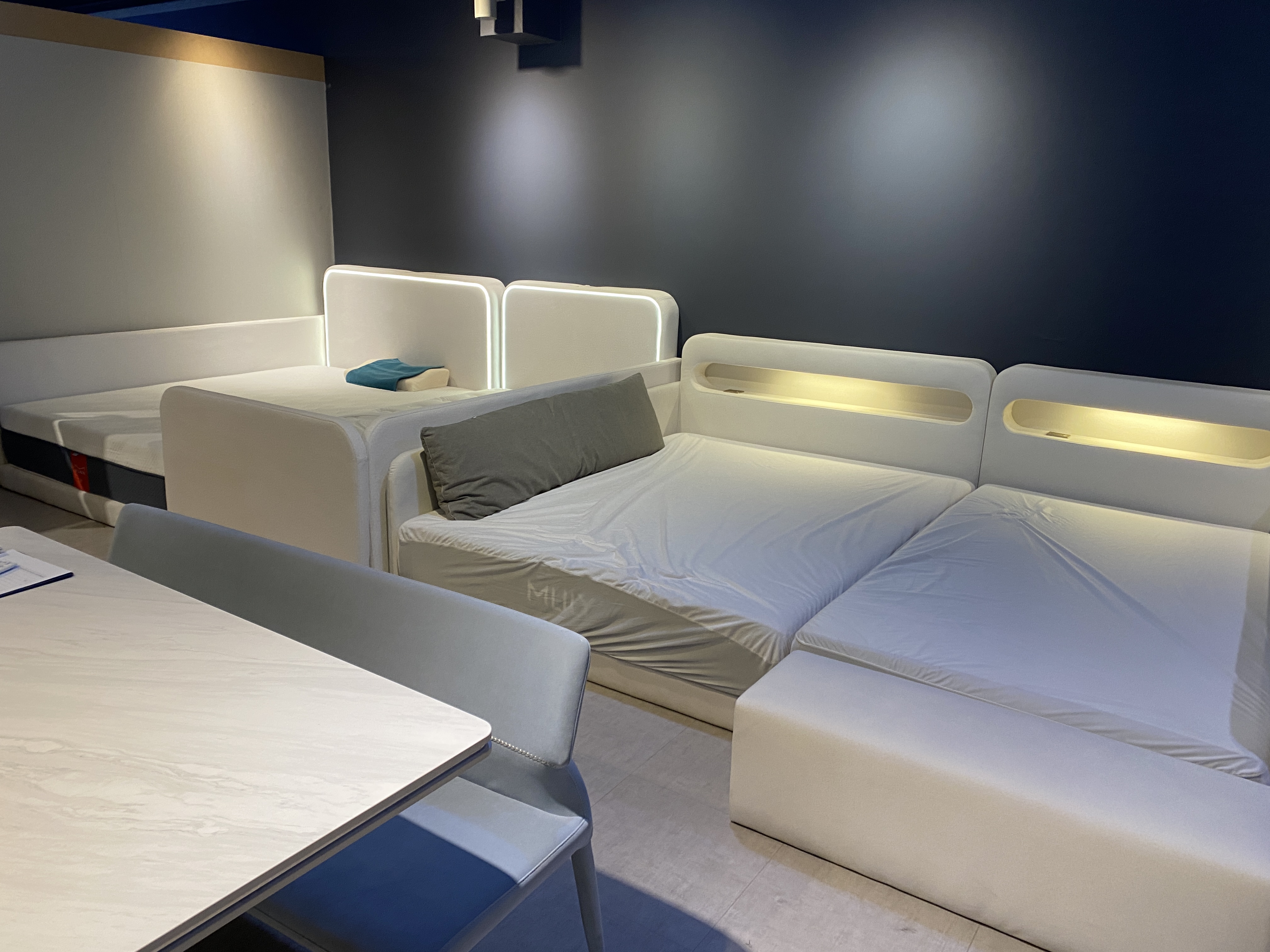 d7d31122433e8.jpg