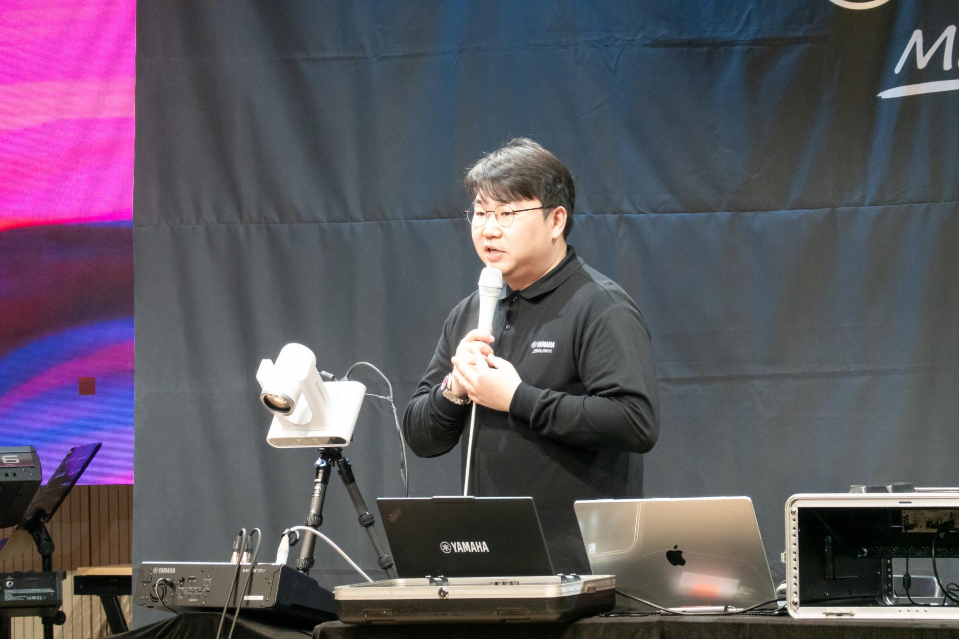 4db31254613d2.jpg