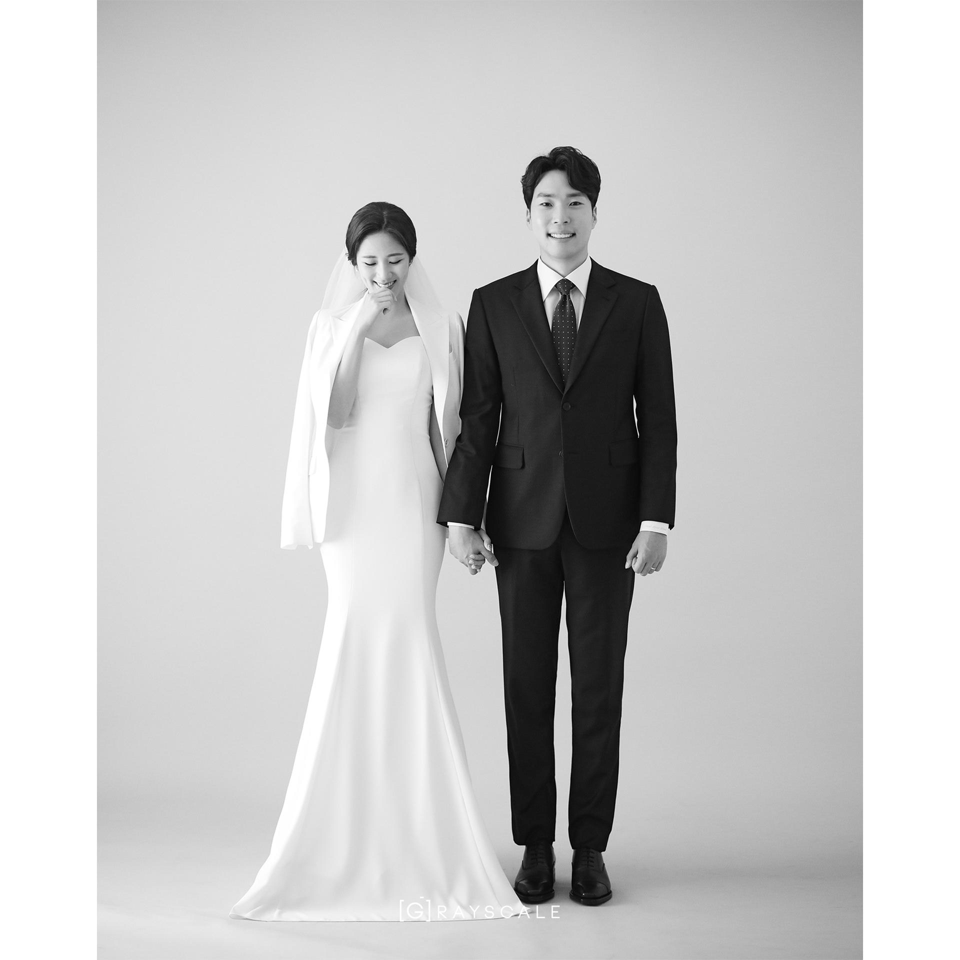 011 : 그레이스케일 - 감성과 소통으로 완성되는 추억