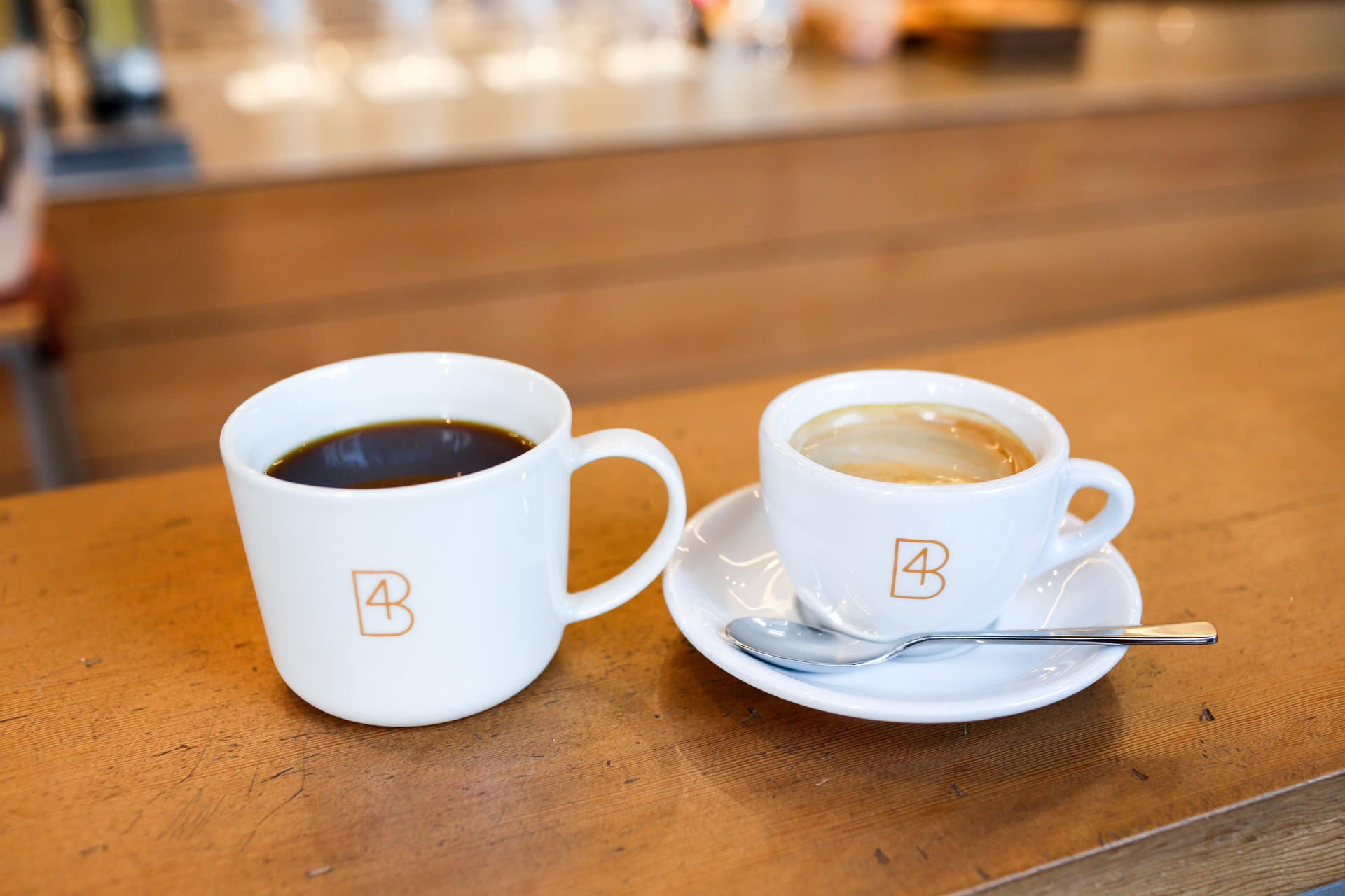 Long Black vs Americano: 4 Major Differences - The Hearty Brew