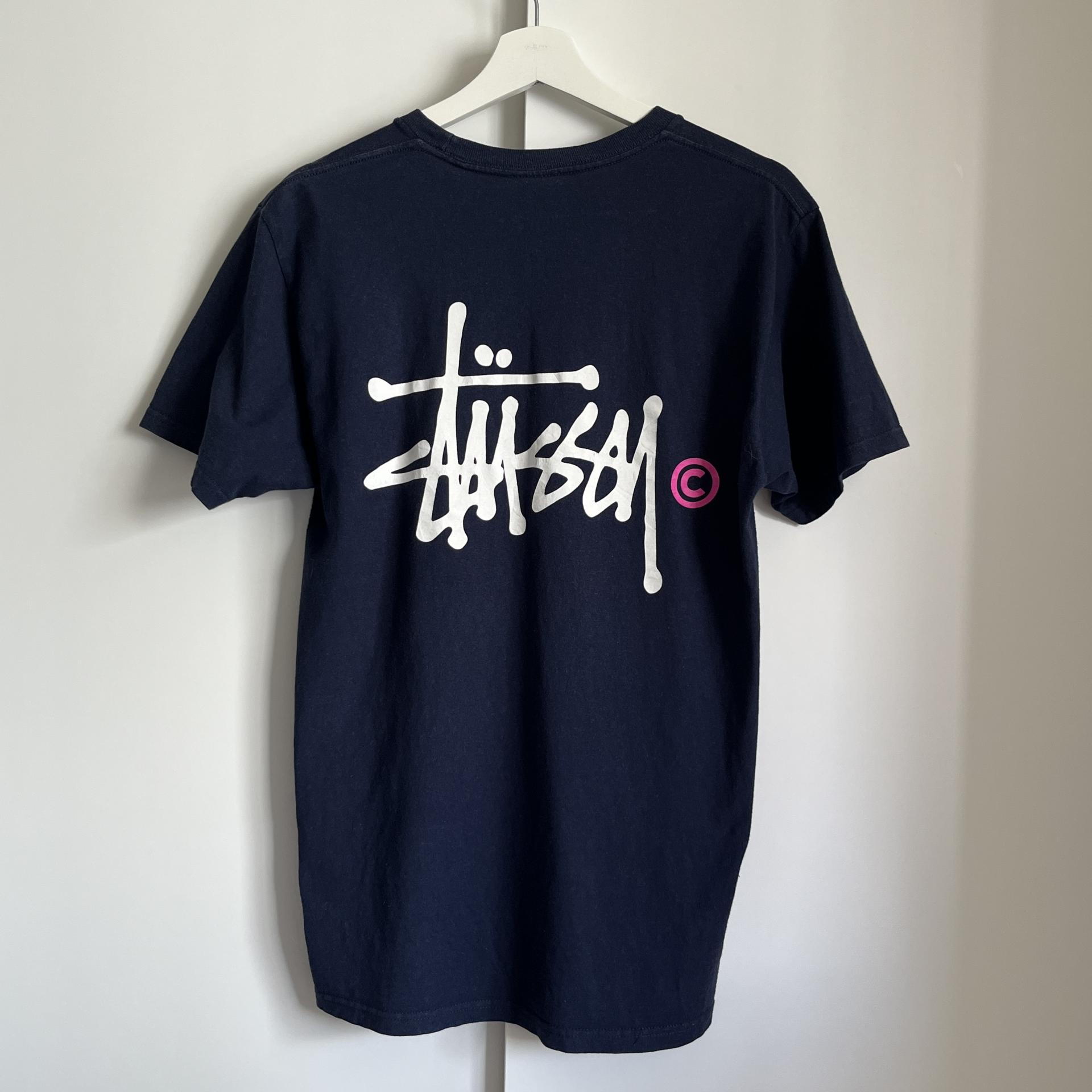 [ WOMAN ] STUSSY Basic Graffiti Logo T-Shirt