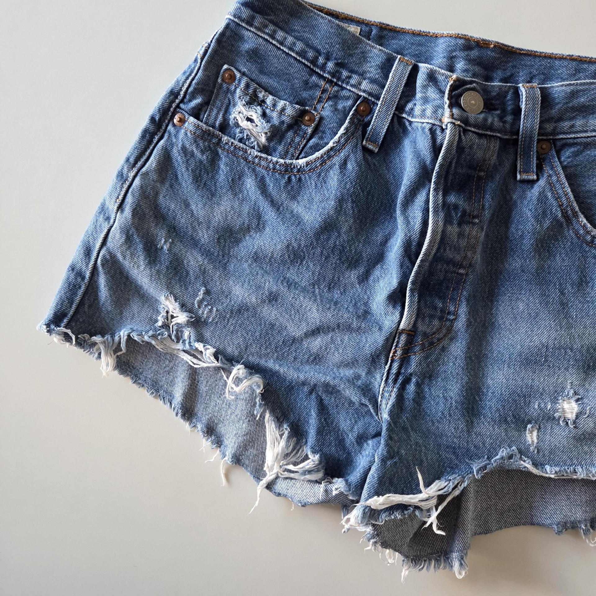 [ WOMAN ] LEVI'S 501 " BIG E " Denim shorts