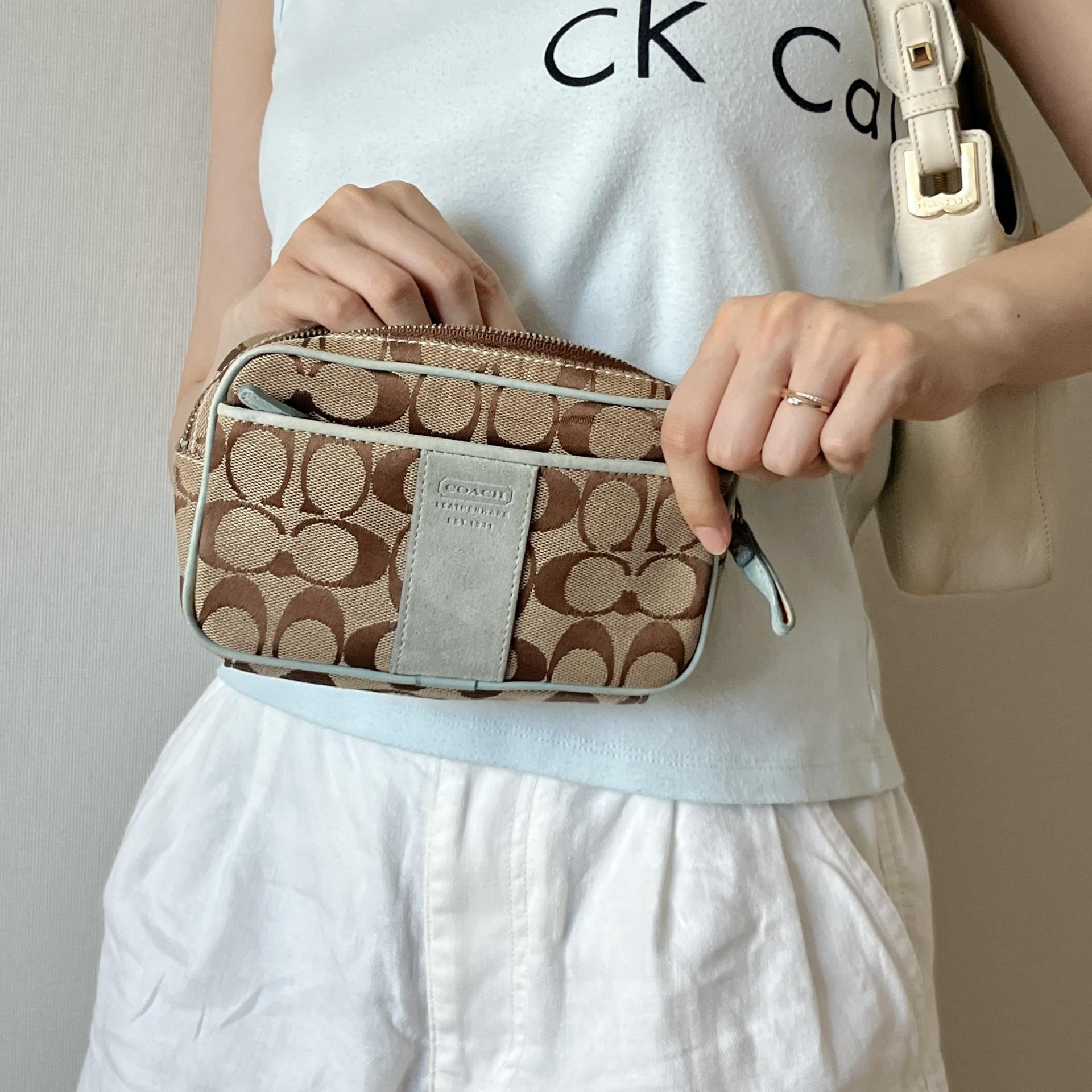 [ ACC ] COACH Jacquard Pouch