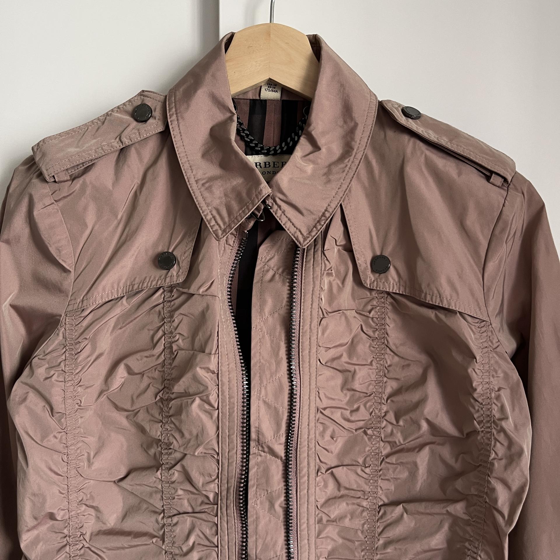 [ WOMAN ] BURBERRY London Shirred Jacket