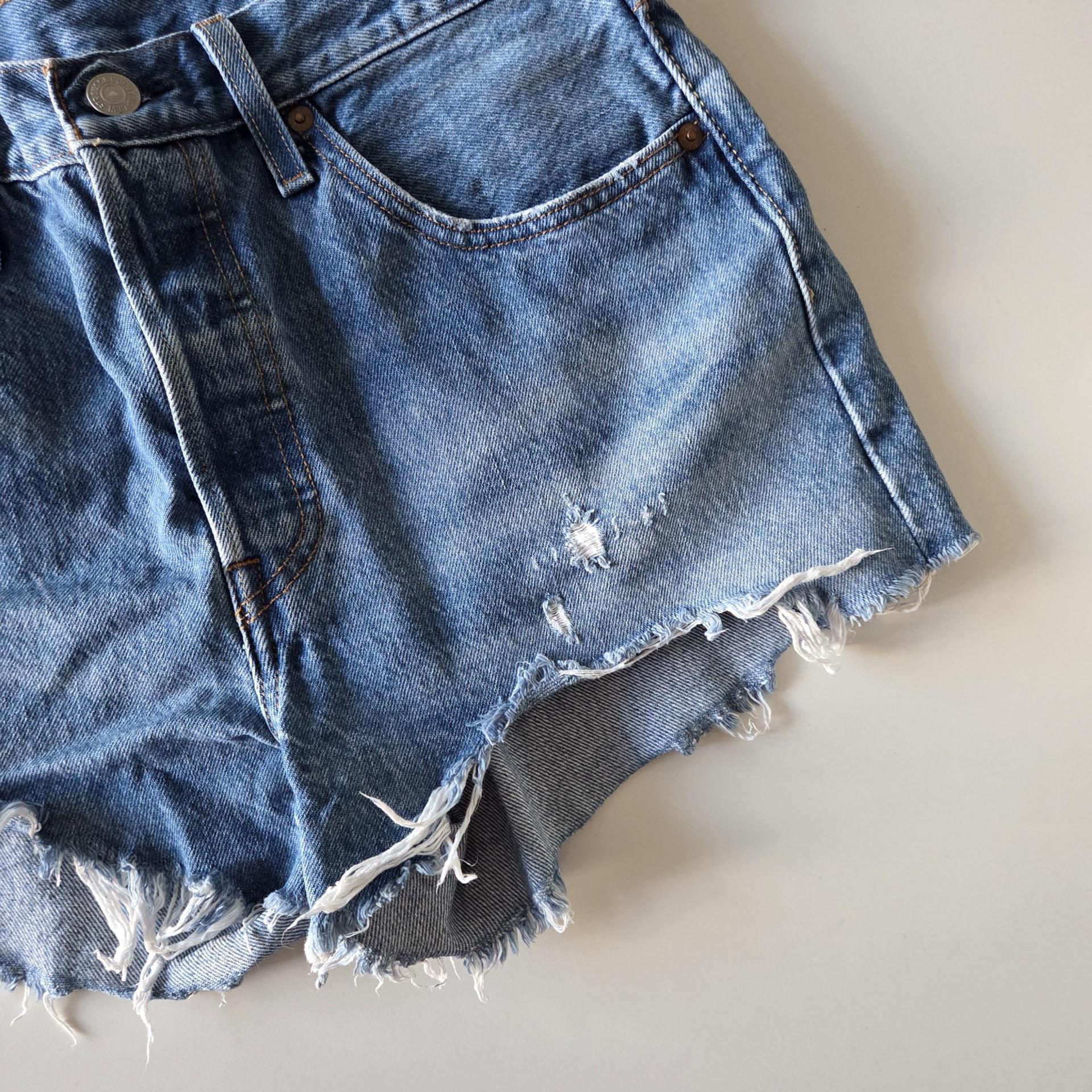 [ WOMAN ] LEVI'S 501 " BIG E " Denim shorts