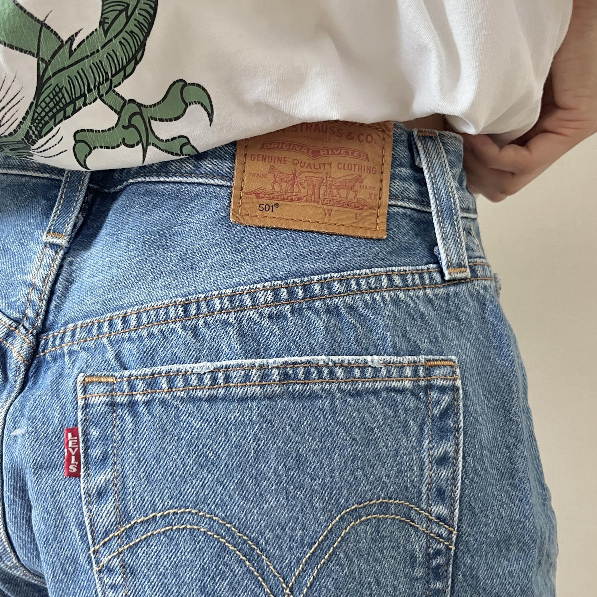 [ WOMAN ] LEVI'S 501 " Orange tap " Denim shorts ( Made in U.S.A )