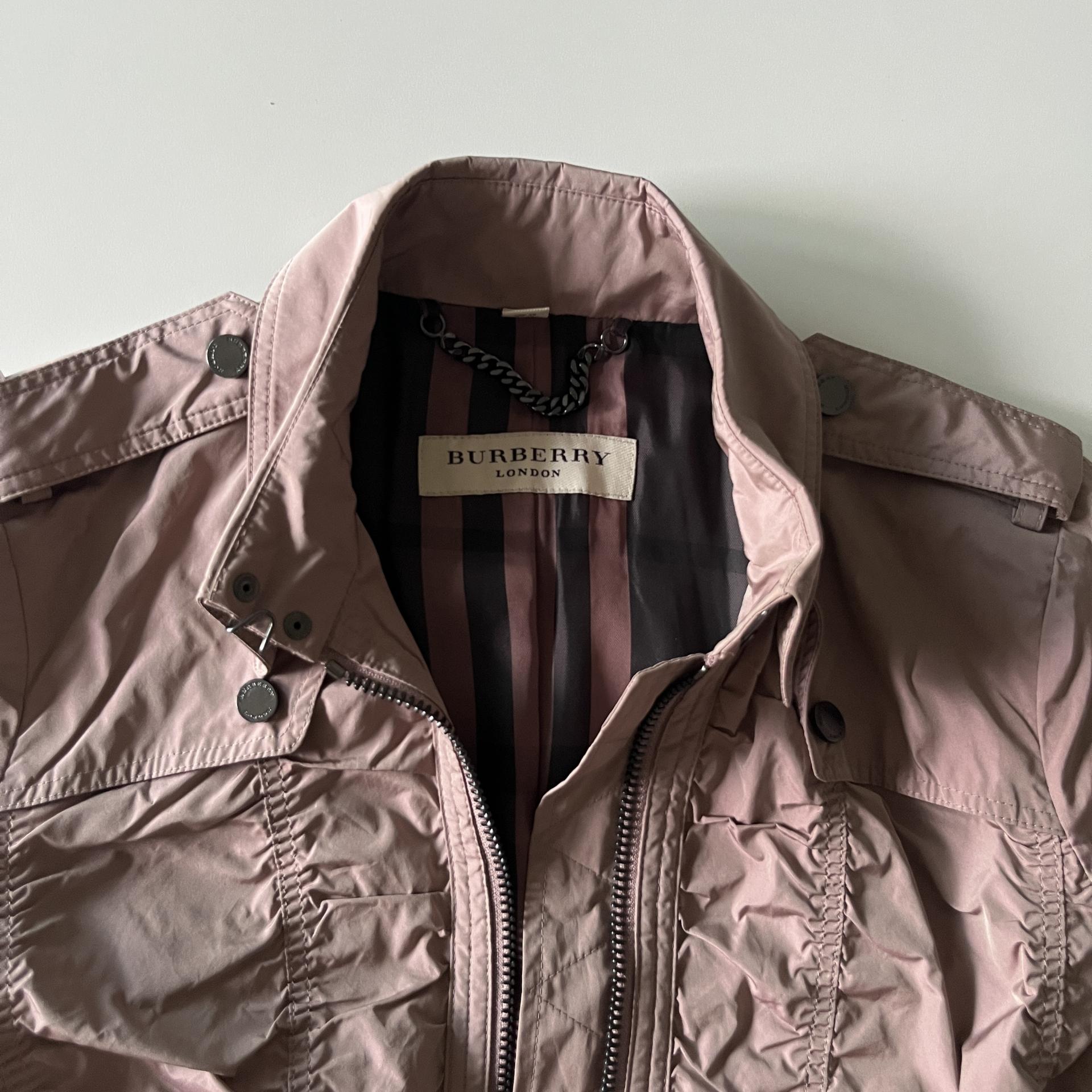 [ WOMAN ] BURBERRY London Shirred Jacket