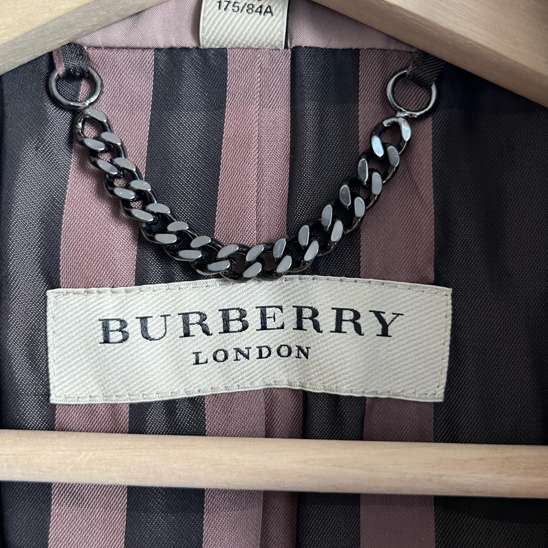 [ WOMAN ] BURBERRY London Shirred Jacket