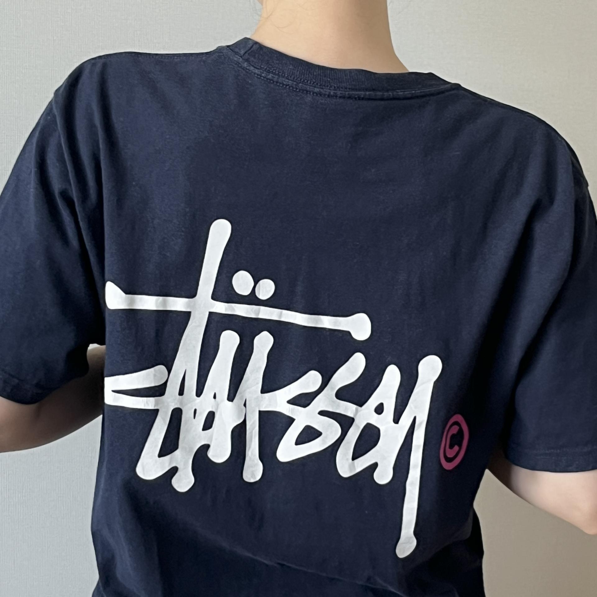 [ WOMAN ] STUSSY Basic Graffiti Logo T-Shirt