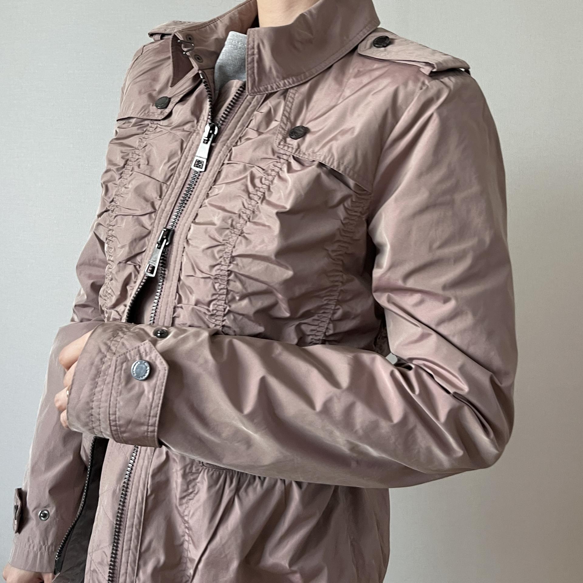 [ WOMAN ] BURBERRY London Shirred Jacket