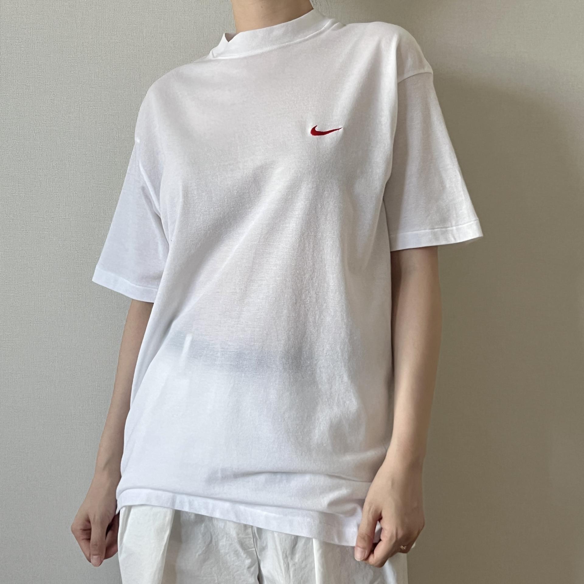 [ WOMAN ] NIKE Mini Swoosh T-Shirt