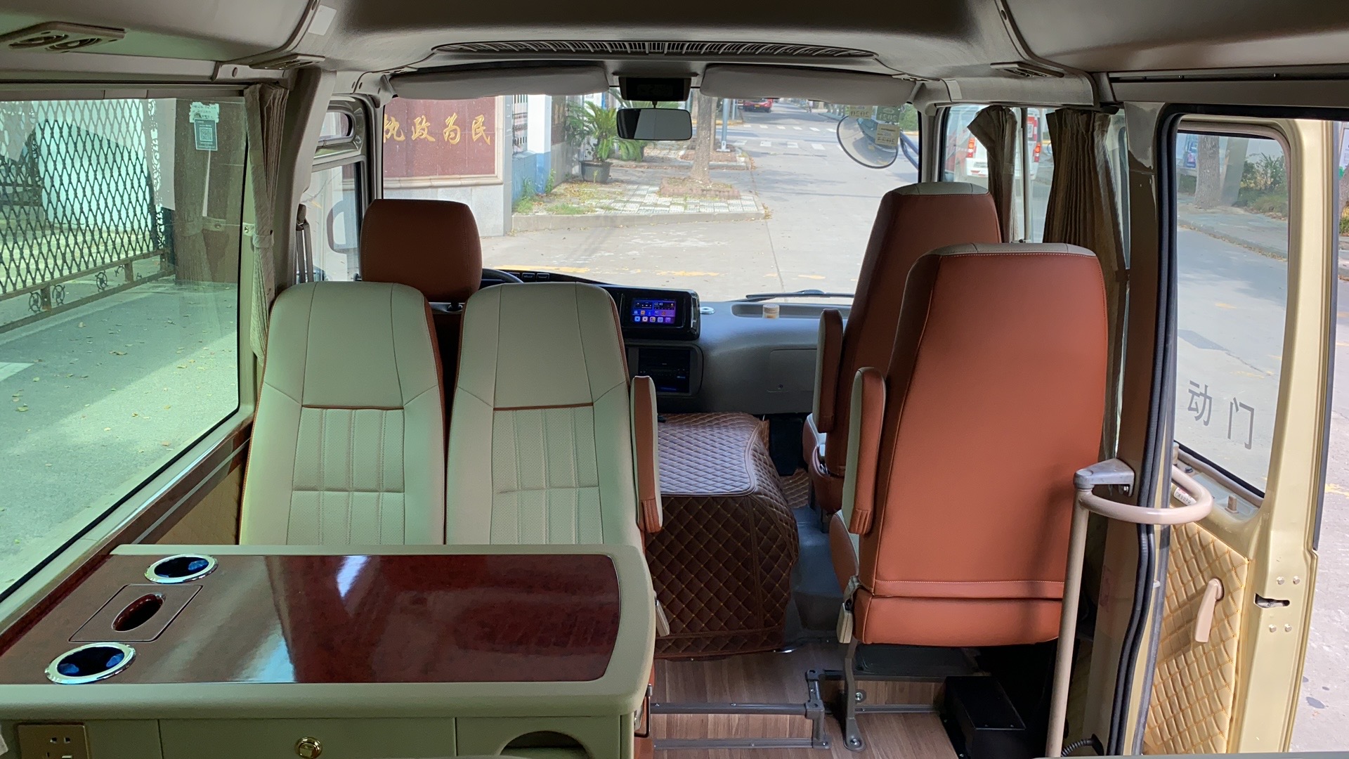 17daa7de4155d.jpg