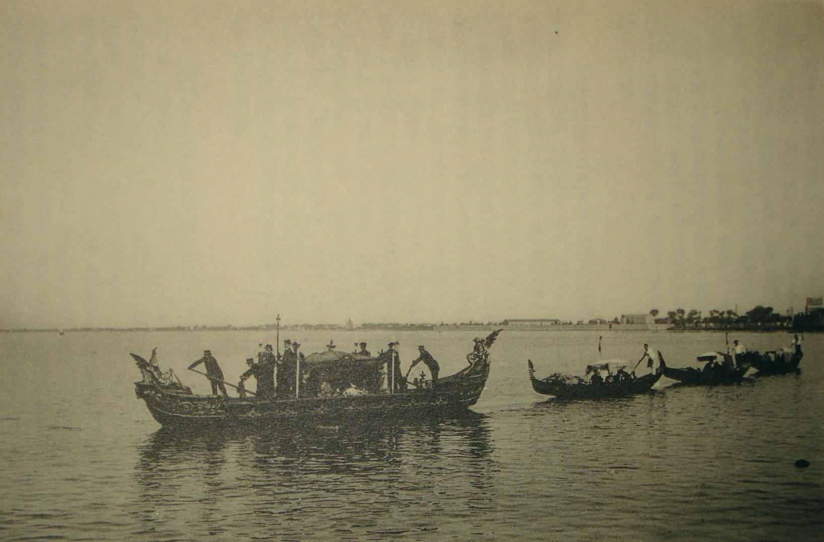 c858d9283d9de.jpg