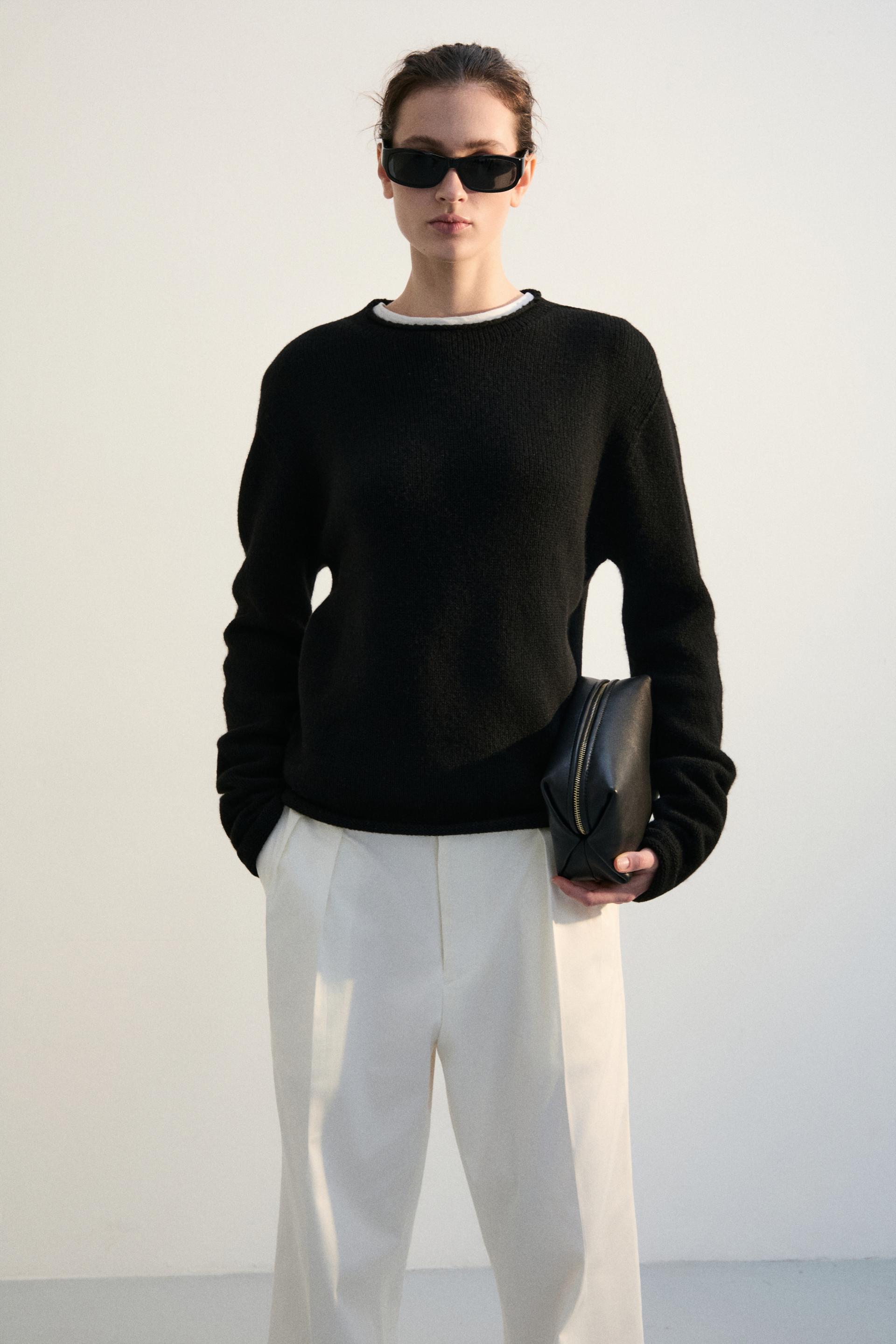 AGNES ROLLNECK KNIT SWEATER BLACK