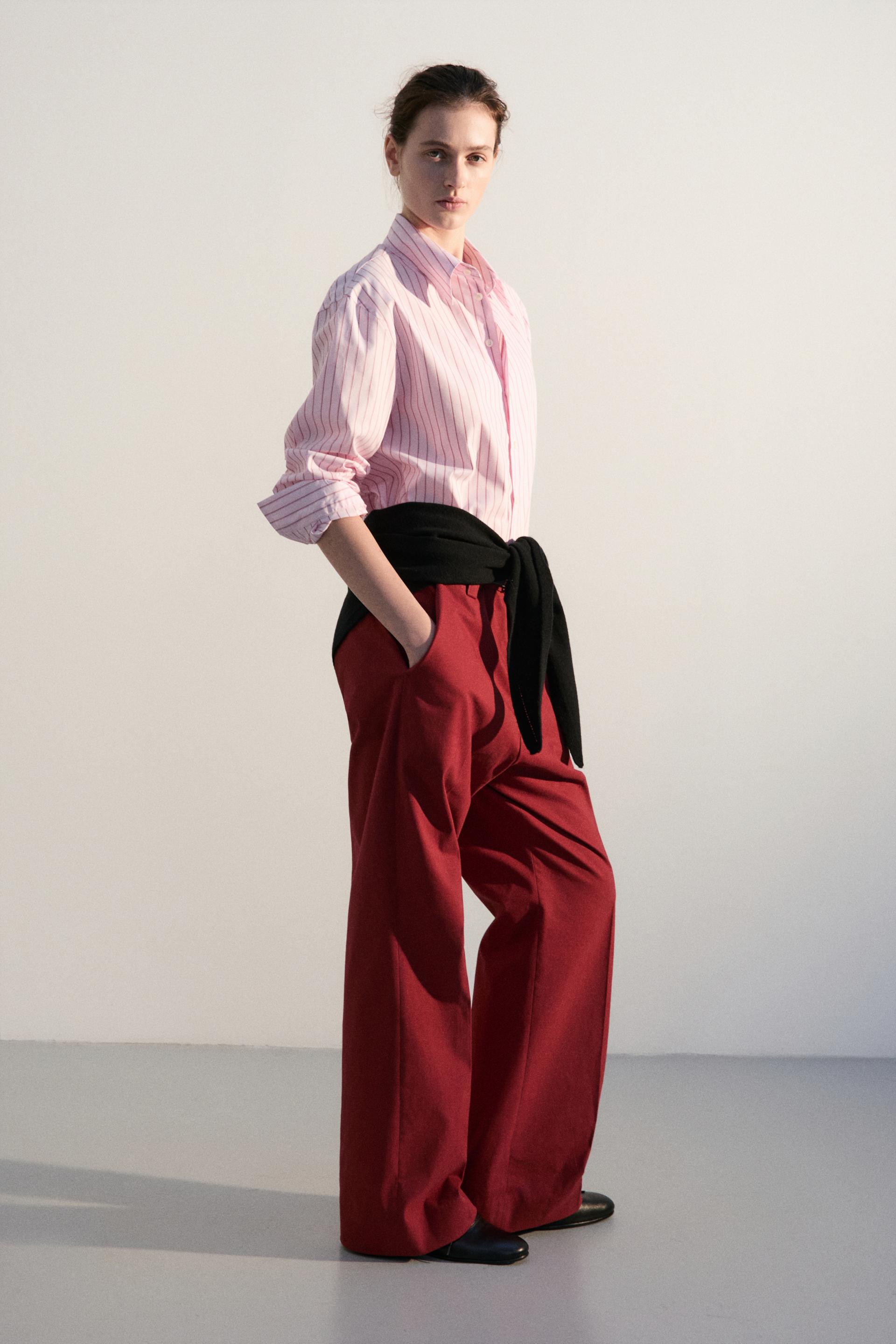 FLAT FRONT WIDE-LEG TROUSERS ROUGE