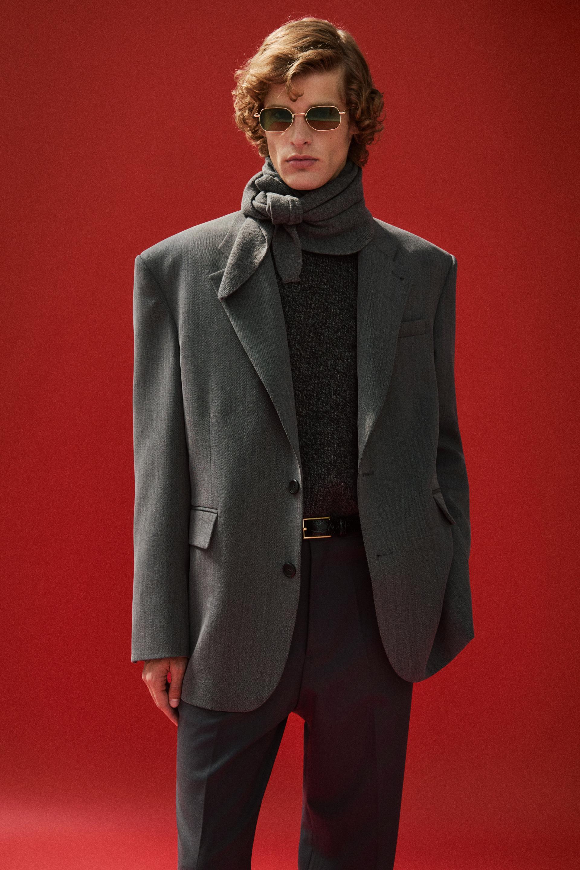 MERINO WOOL TRIANGULAR SCARF GREY