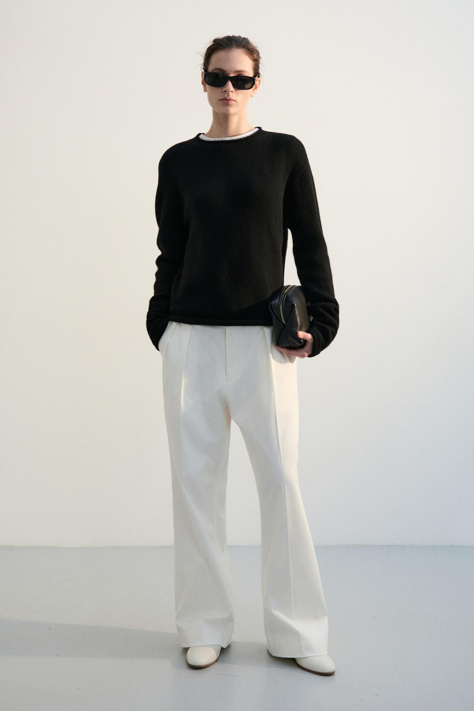AGNES ROLLNECK KNIT SWEATER BLACK
