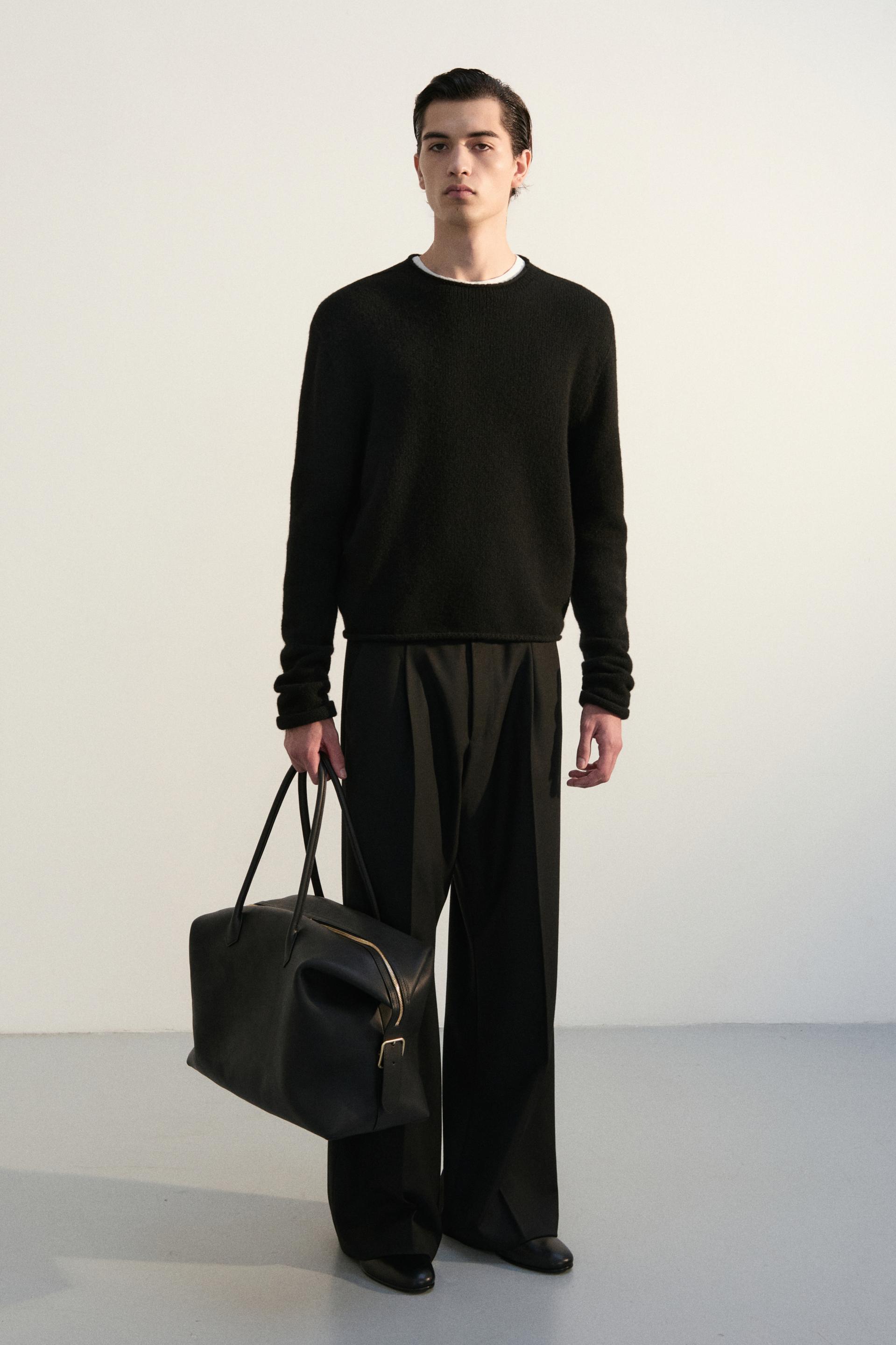 AGNES ROLLNECK KNIT SWEATER BLACK