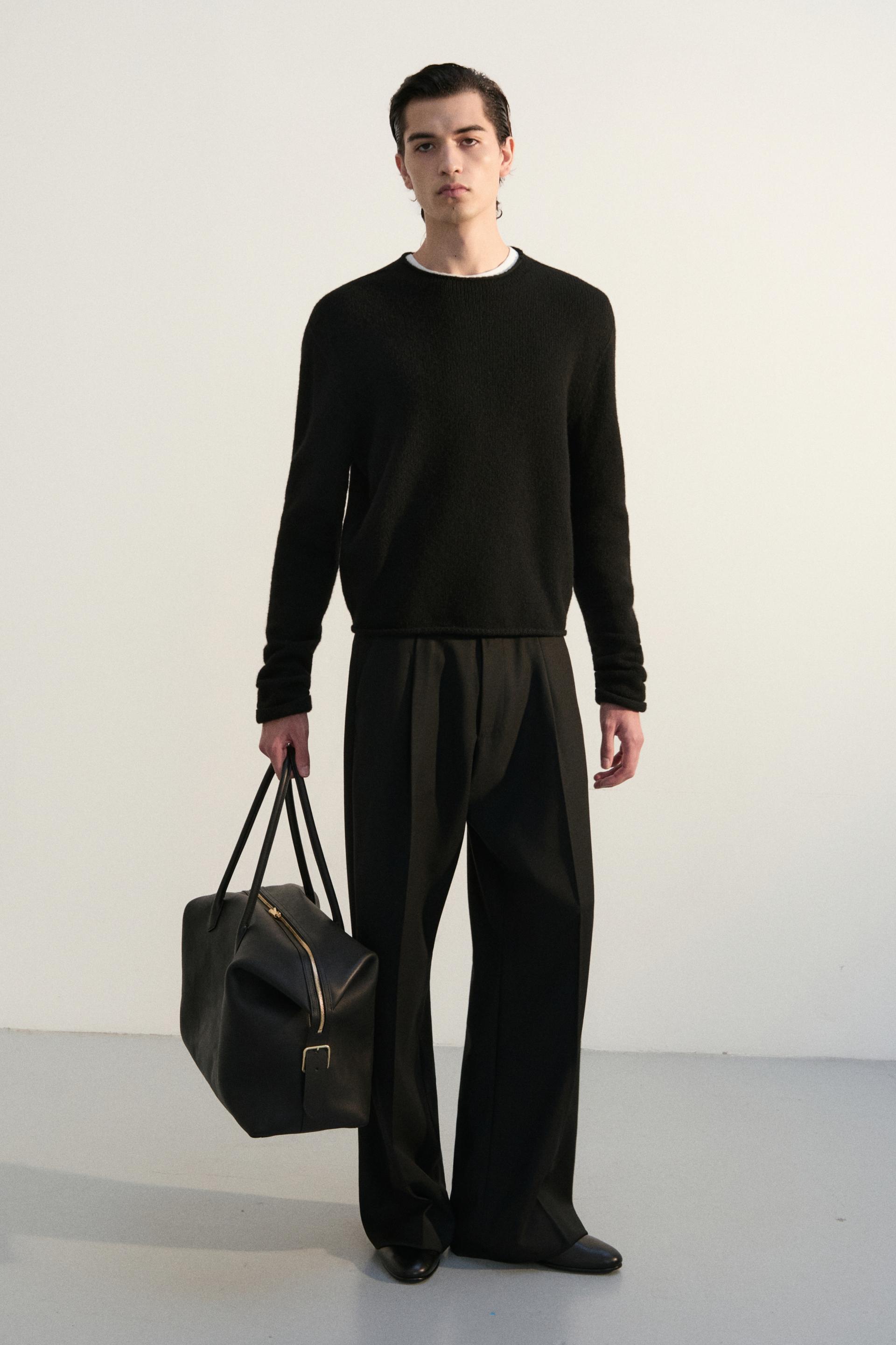 AGNES ROLLNECK KNIT SWEATER BLACK
