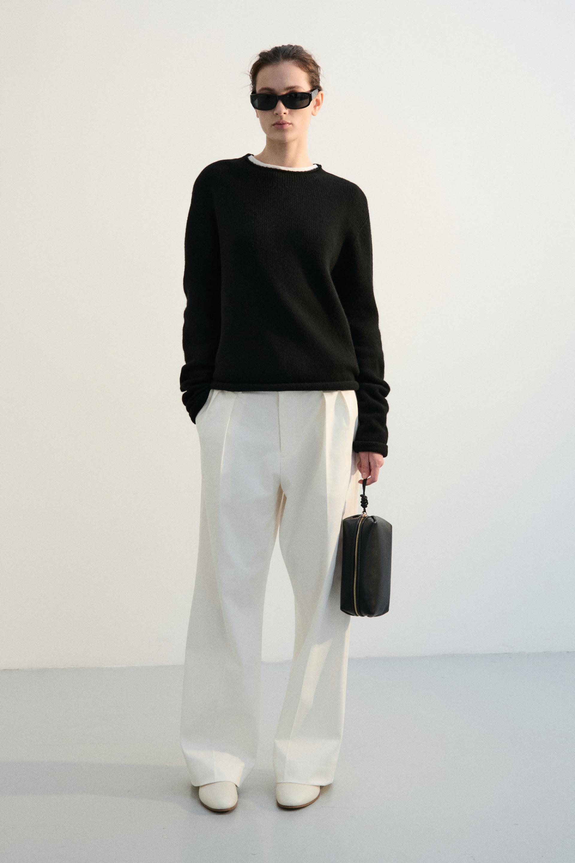 AGNES ROLLNECK KNIT SWEATER BLACK