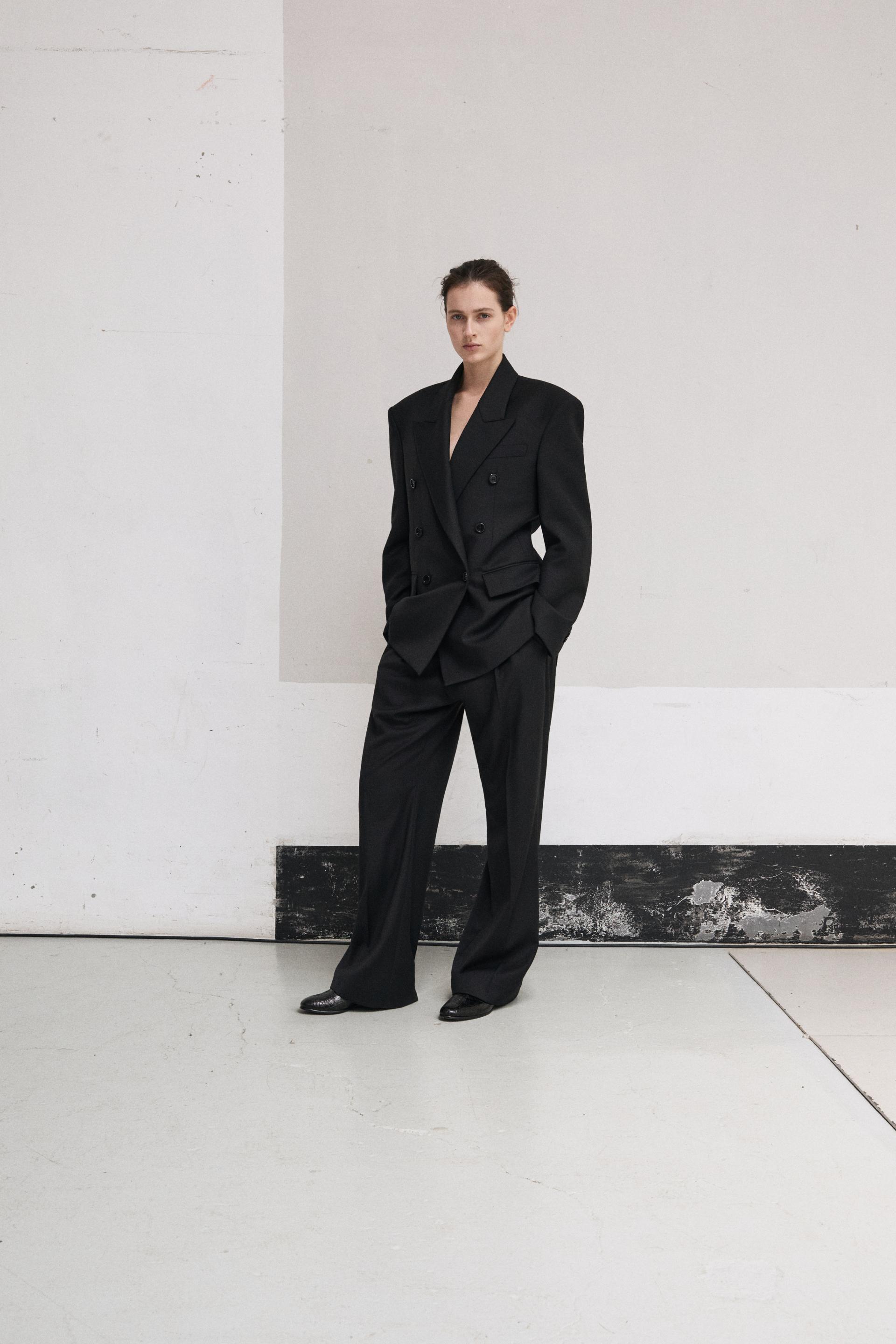 GALA PLEATED WIDE-LEG TROUSERS BLACK
