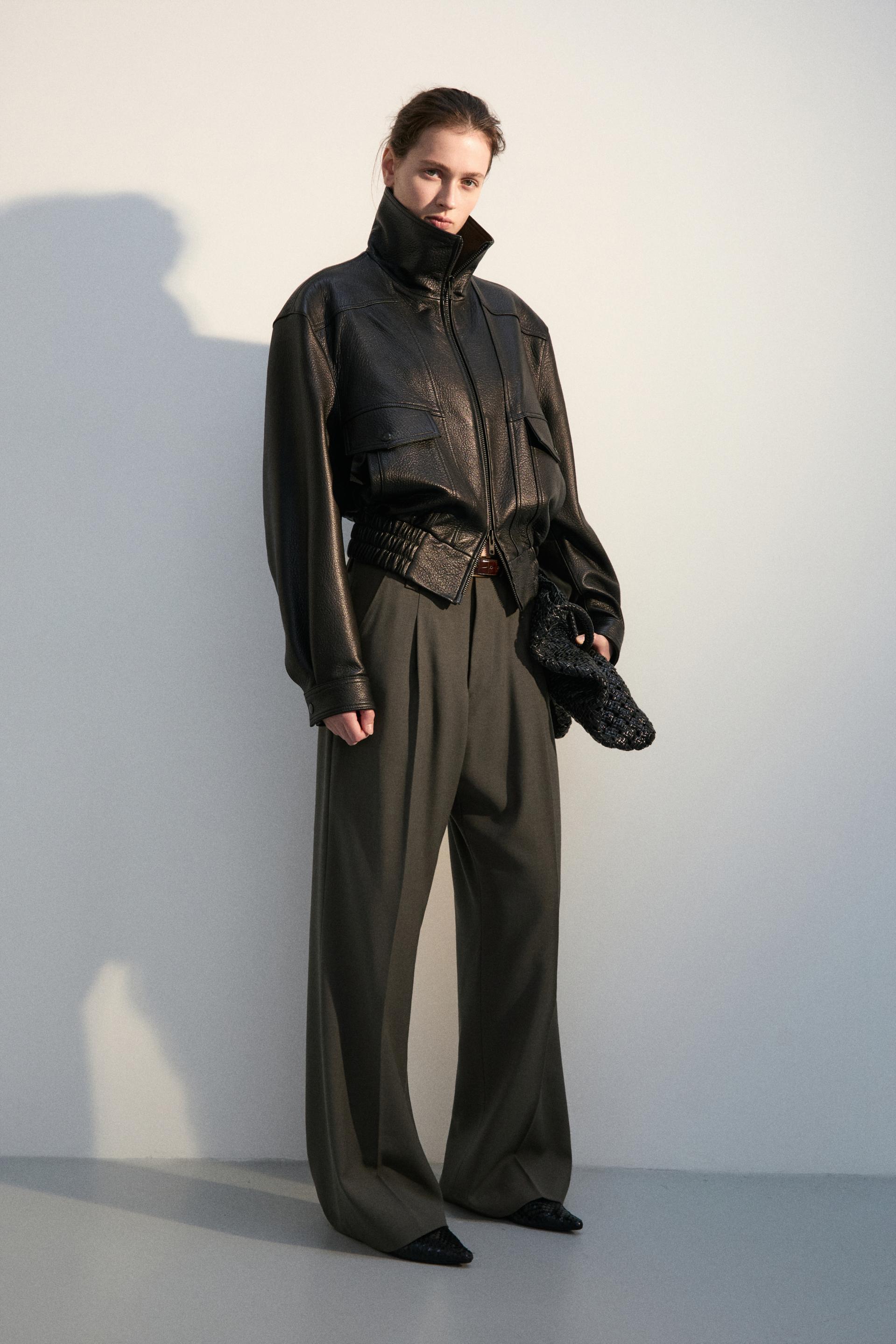 PORTO LAMBSKIN BOMBER JACKET BLACK