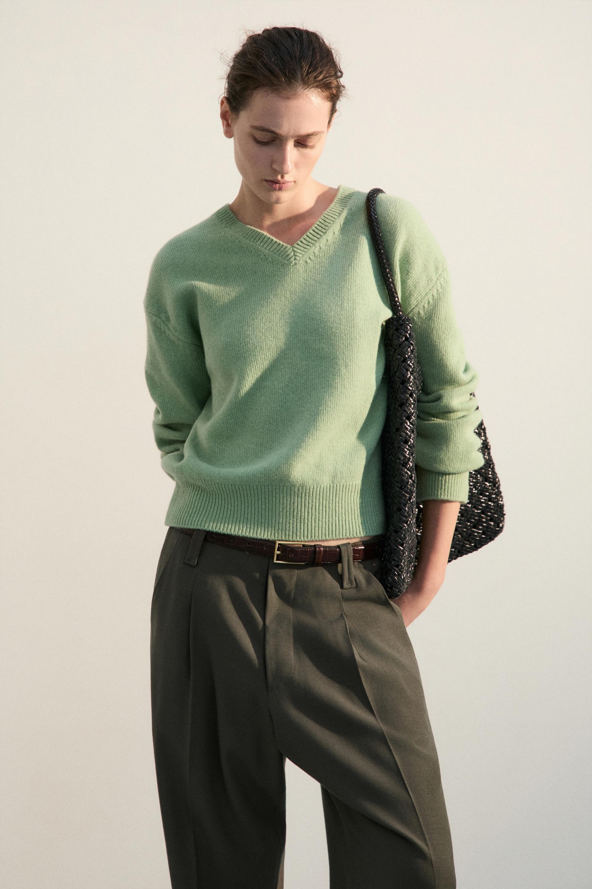 PARMA WOOL TL CLASSIC V-NECK SWEATER PEPPERMINT