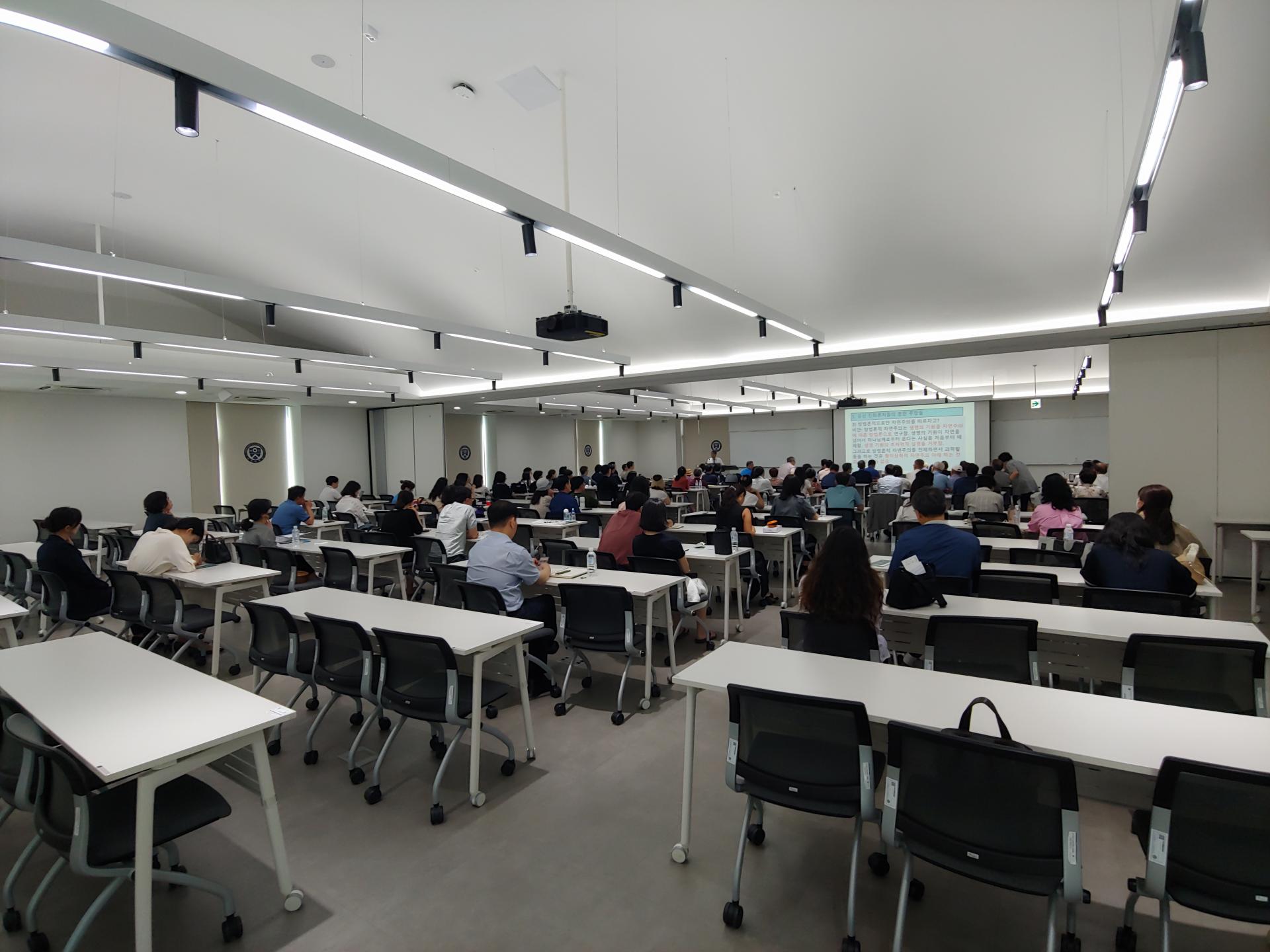 2f12649d008ac.jpg