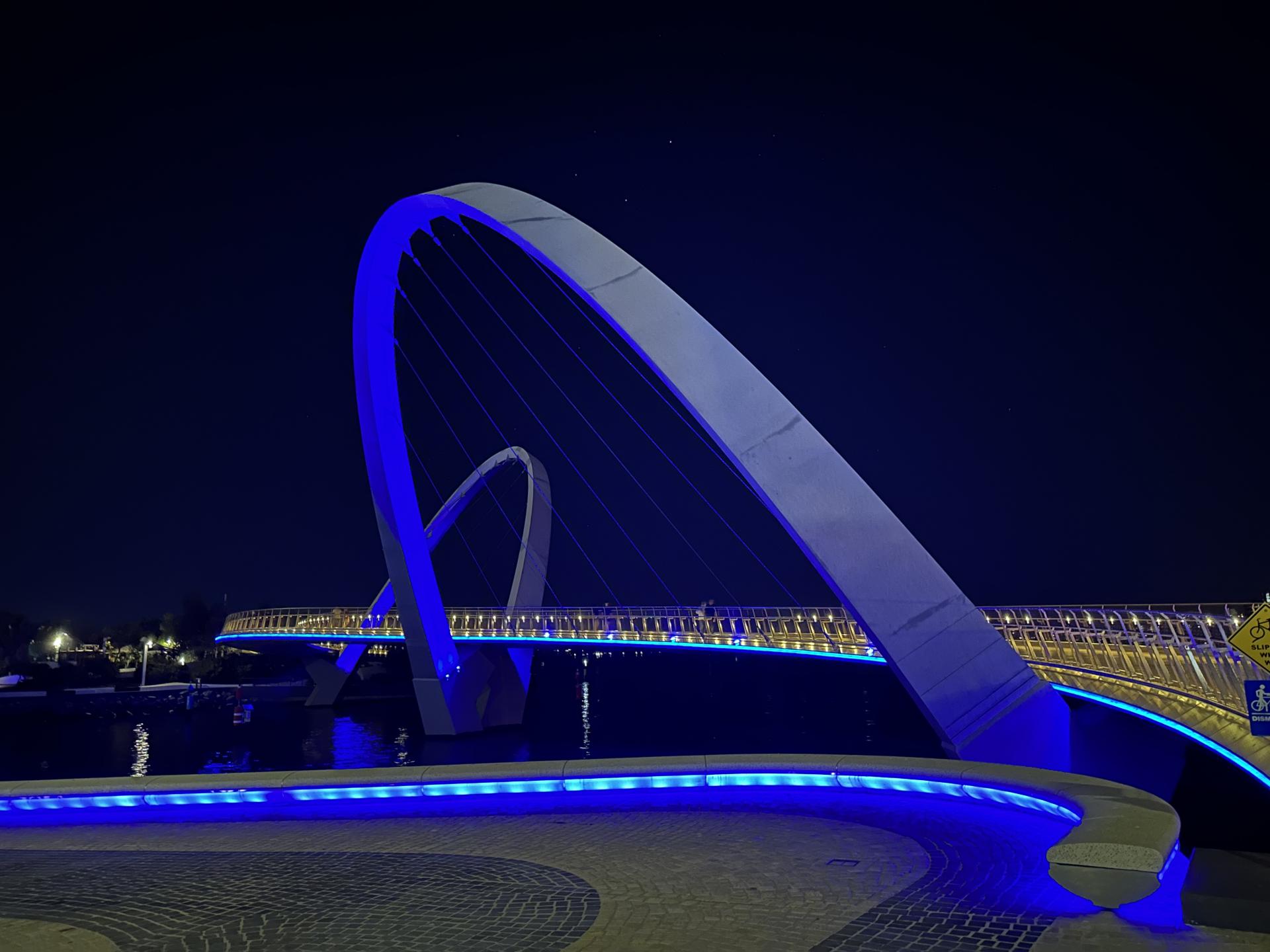 edf0a69f064e6.jpg