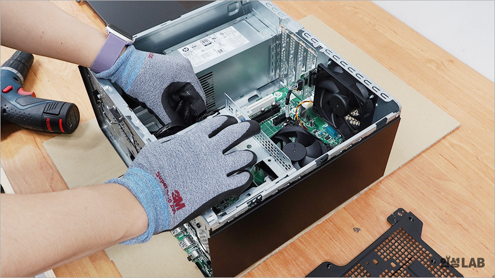 HP 280 G9 모델의 내부 업그레이드