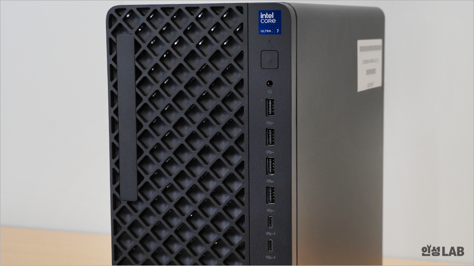 HP EliteDesk 8 G1i 데스크탑 전면 포트 구성