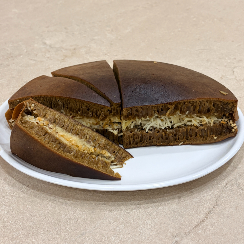 Martabak Manis Gulung Pandan Almond 900g