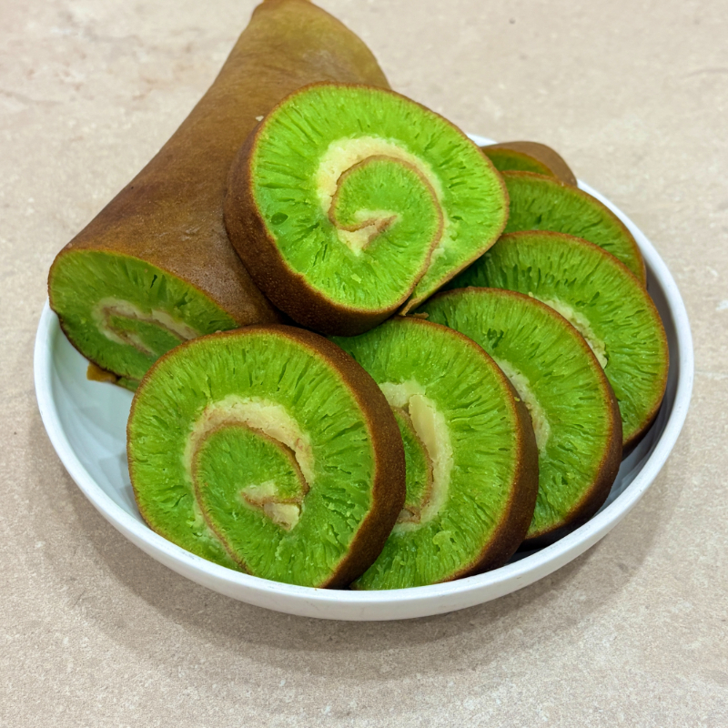 Martabak Manis Gulung Pandan Almond 900g