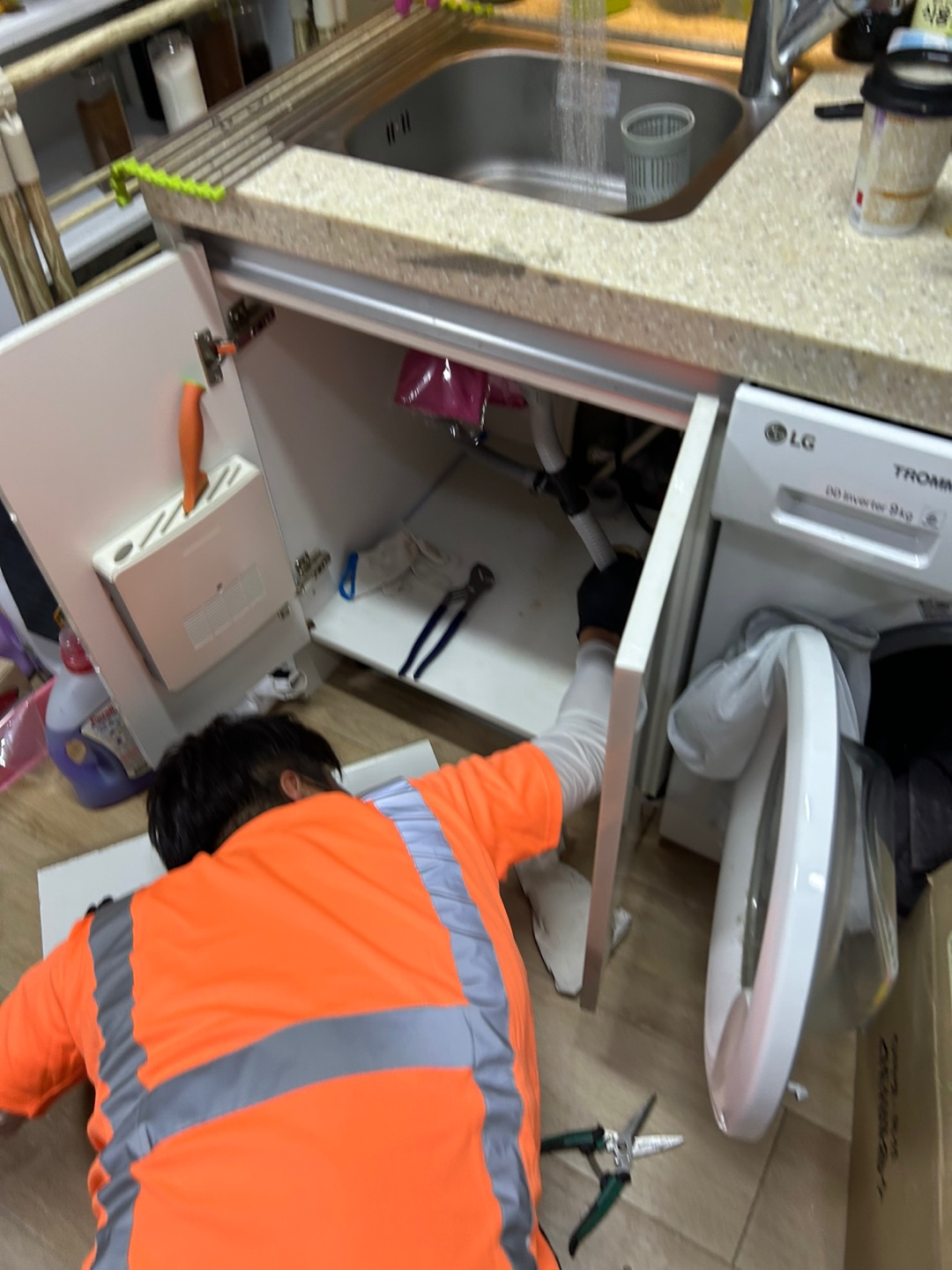 adfce34154646.jpg