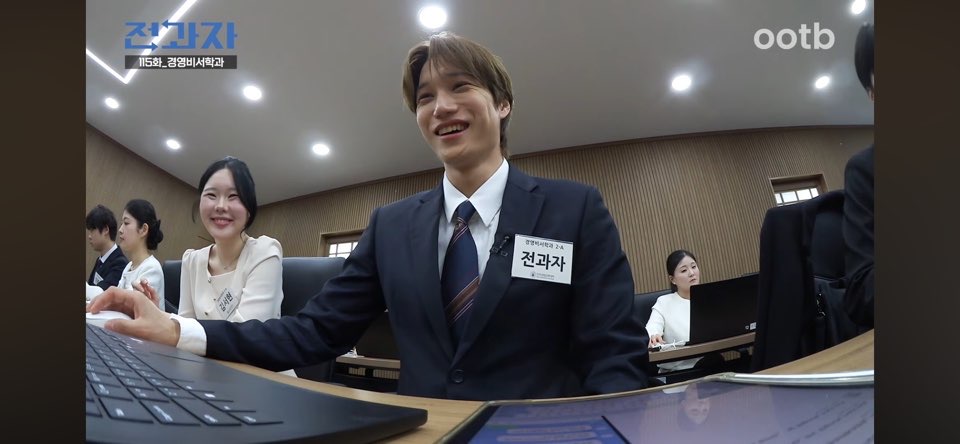 4e9787b56009b.jpg