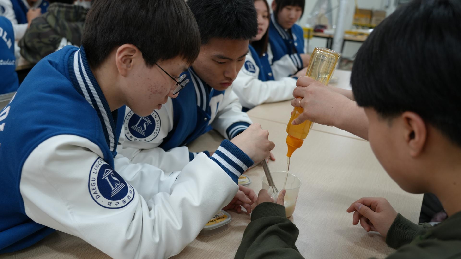 43dfc80a85448.jpg