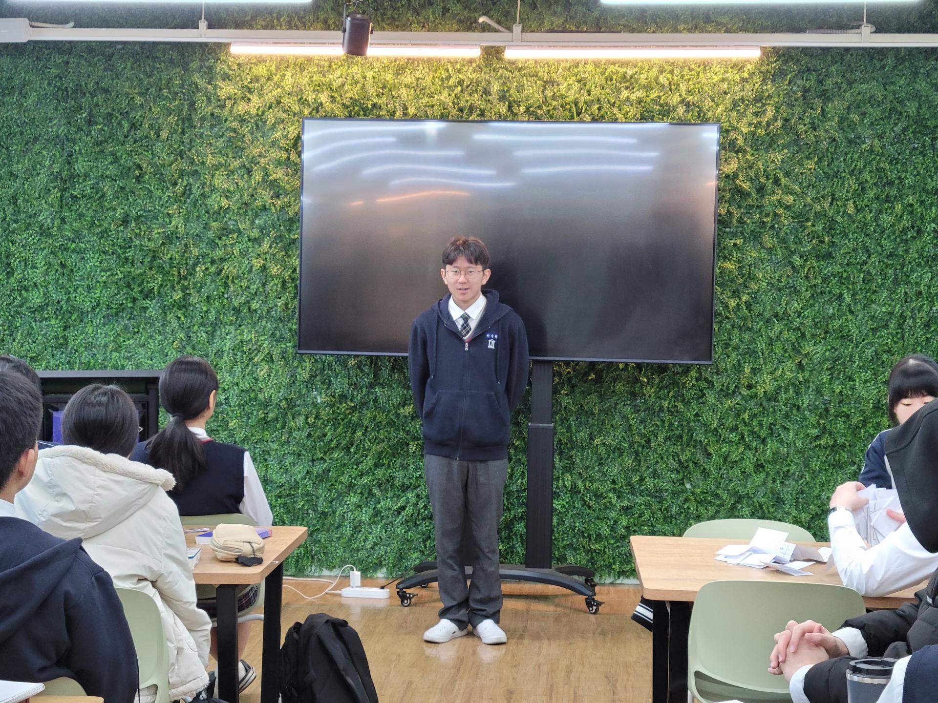 fe5d45aa0632f.jpg